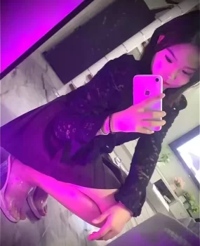 阿克苏维族姑娘