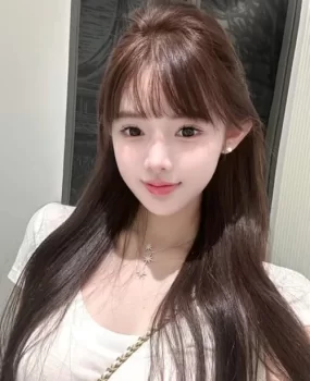 看着清纯床上很风骚