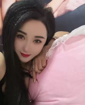 服务系风骚少妇200泄火