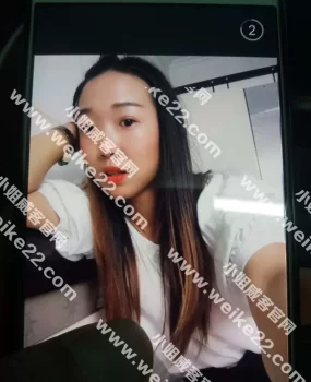 雨中验证邹城依依闺蜜