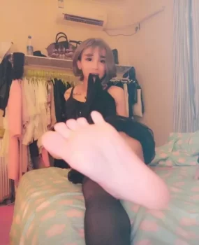 小萝莉一个，很嫩